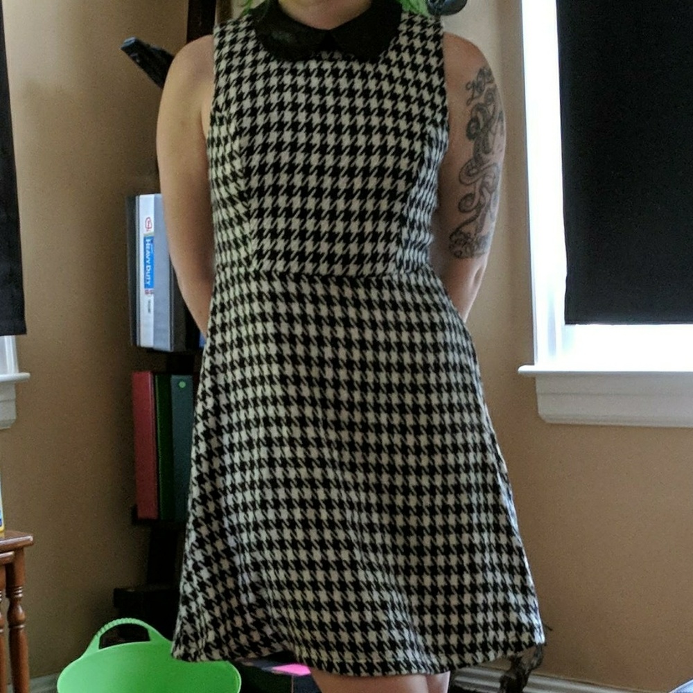 Houndstooth Peter pan collar dress